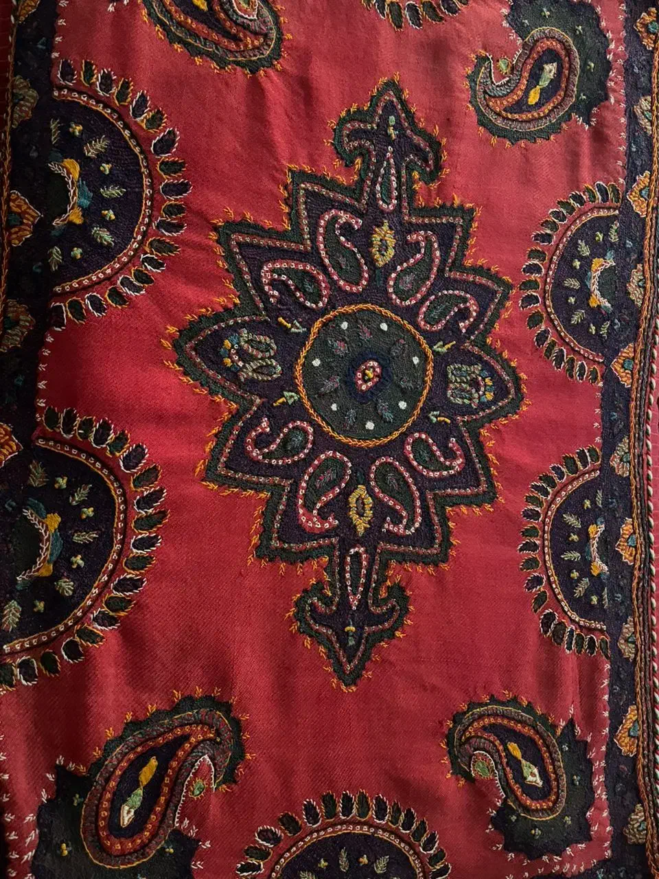 پشتی|پشتی|سیرجان, |دیوار