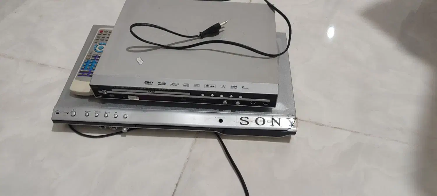 دستگاه پخش کننده دی وی دی و سی دی|پخشکننده DVD و ویدیو|کرمان, |دیوار