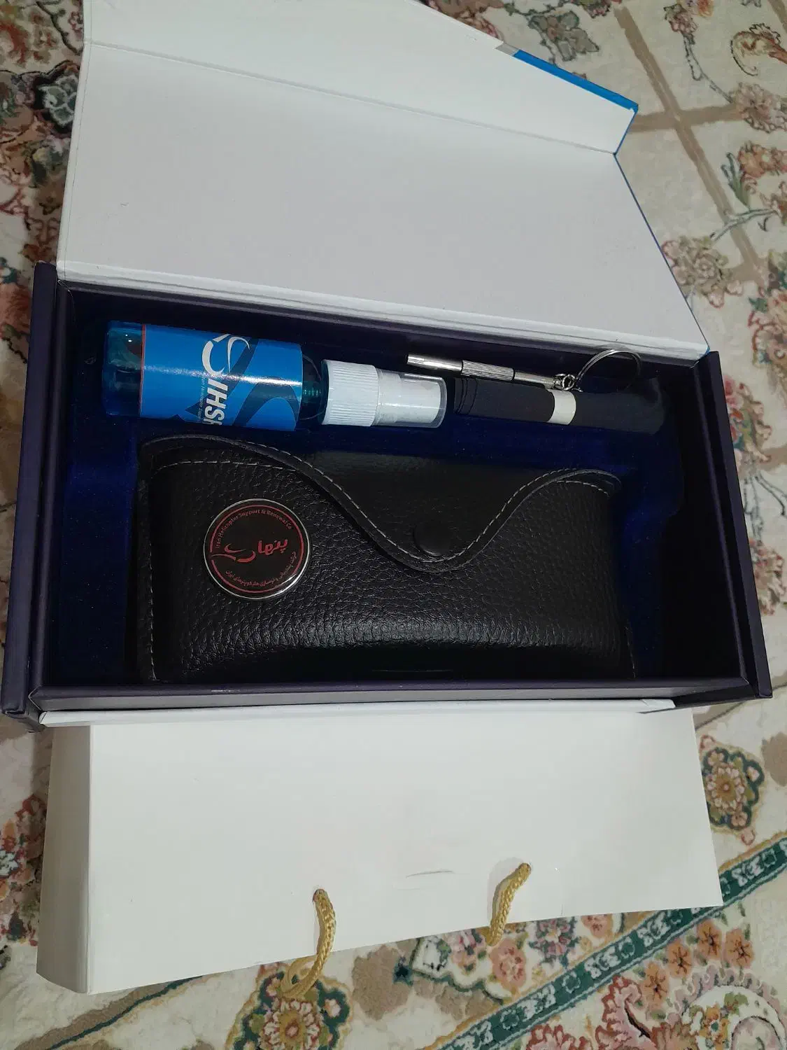 عینک اصل|کیف، کفش، کمربند|گرمدره, |دیوار