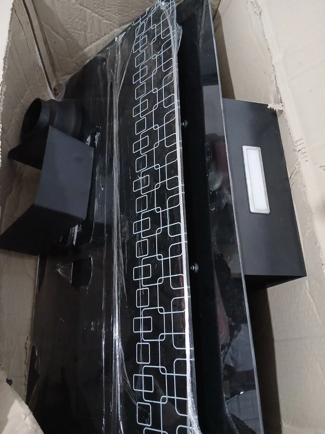 هود|هود|دیلمان, |دیوار