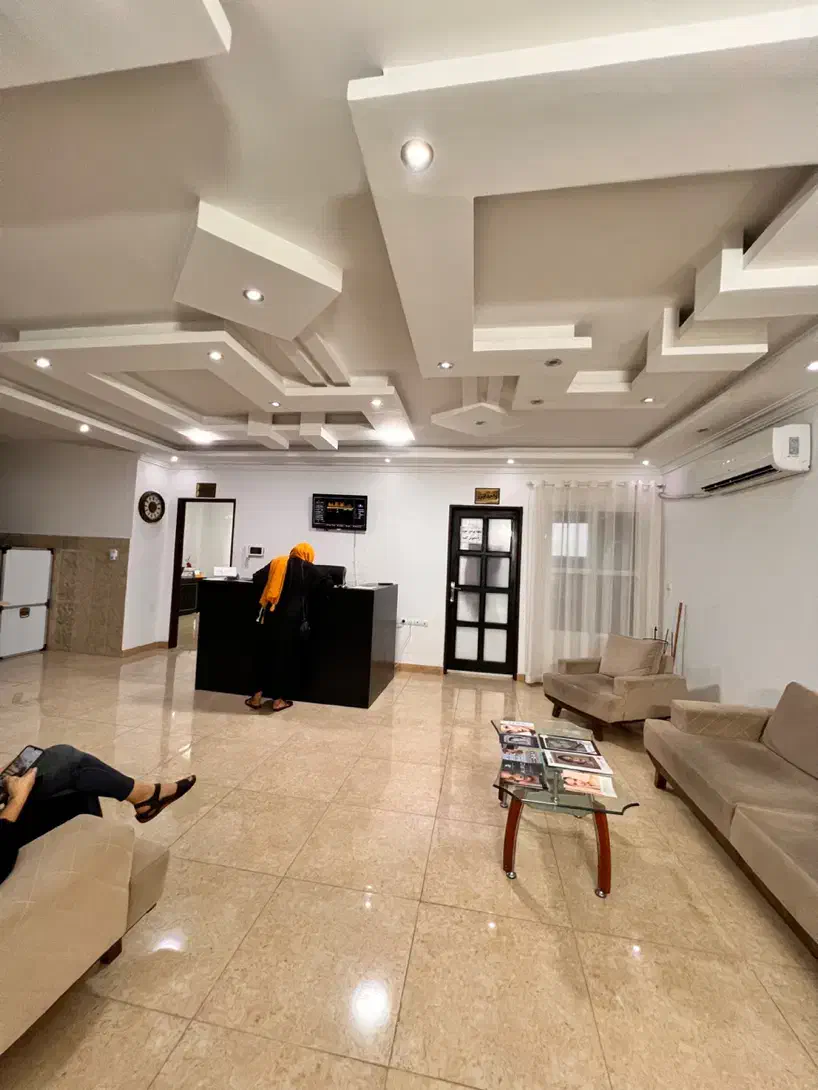 آپارتمان اداری تجاری۹۰ متر/سنددار/براصلی زعفرانیه|فروش دفتر کار، اتاق اداری، مطب|رشت, کوی غلام نیا|دیوار