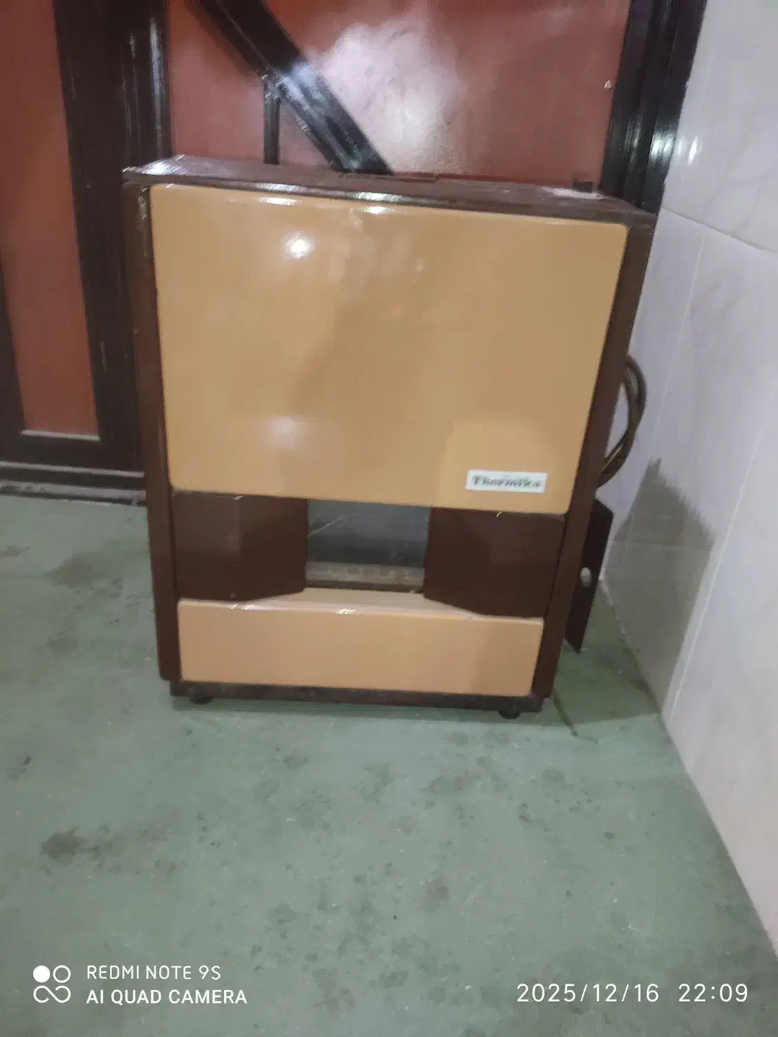 بخاری بزرگ و کوچک|بخاری، هیتر، شومینه|مرودشت, فرهنگ|دیوار