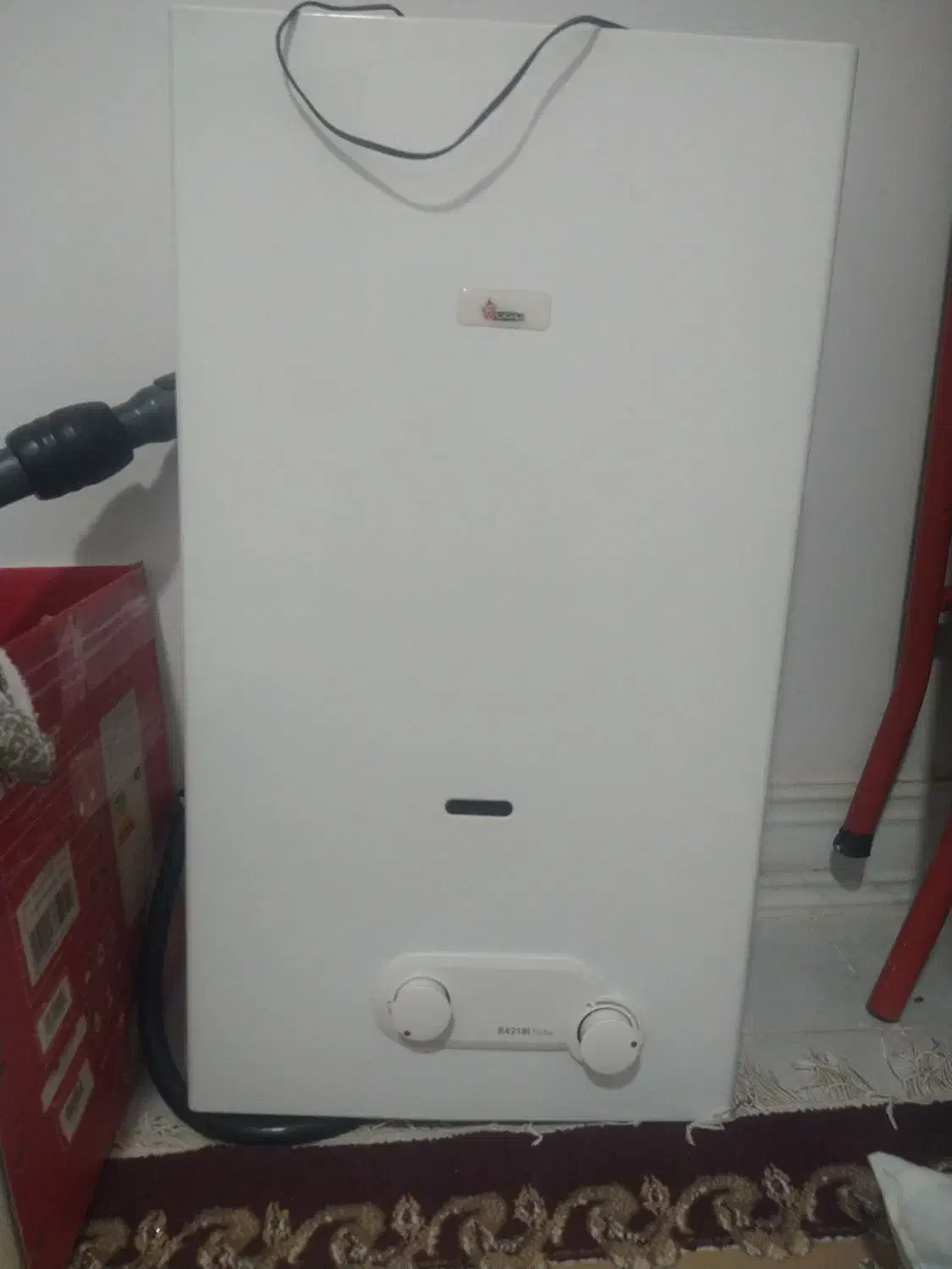 آبگرمکن بوتان|آبگرمکن، پکیج، شوفاژ|وزینه, |دیوار