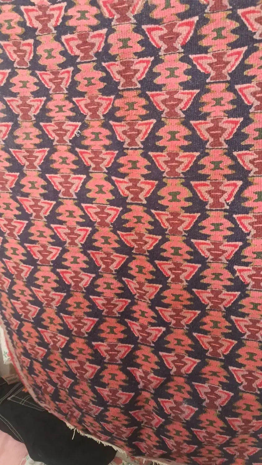 فرش دست بافت ابعاد ۲متر ۳متر قیمت توافقی|فرش|تهران, لویزان|دیوار