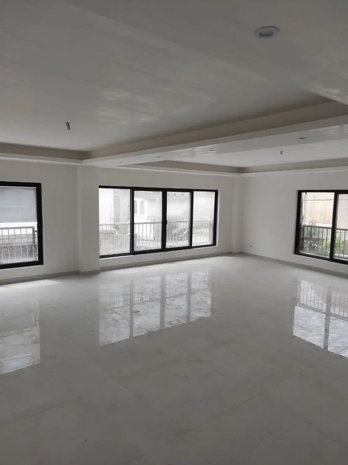 بازسازی و پیمانکاری با تیم خانه شرقی|خدمات پیشه و مهارت|بابلسر, |دیوار