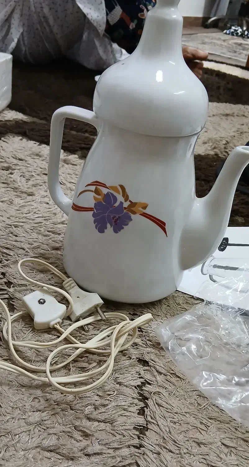 قوری برقی، فنجون و نلبکی|ظروف سرو و پذیرایی|لنگرود, |دیوار