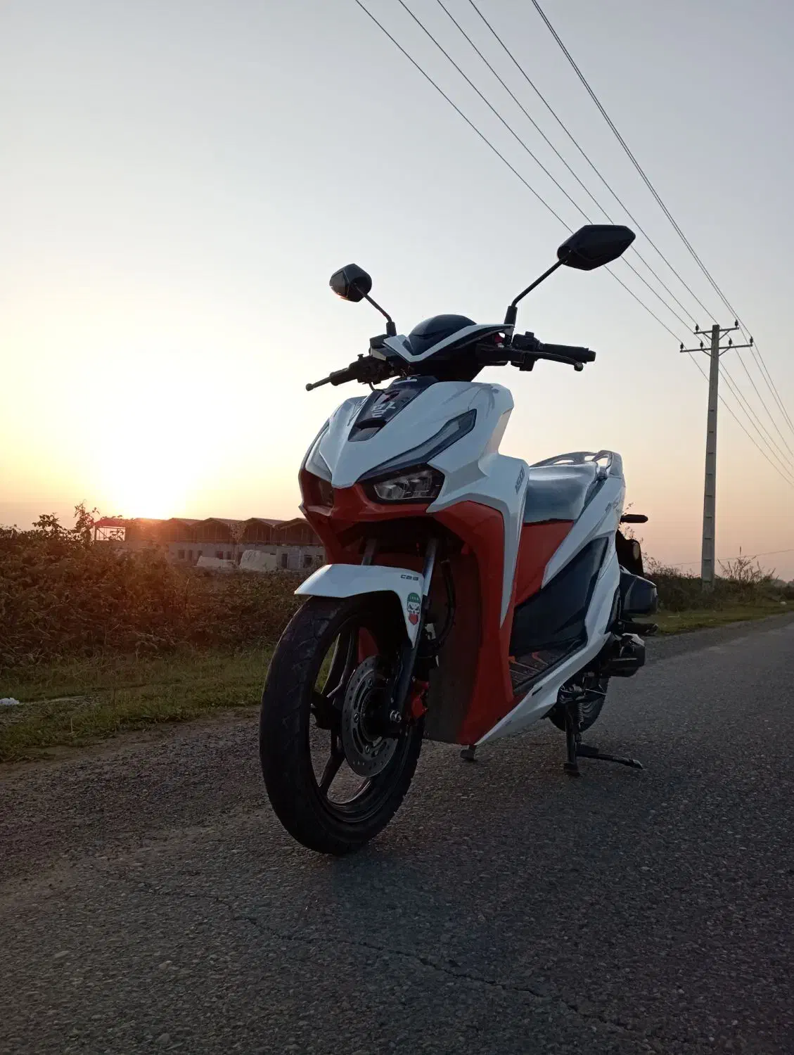 کلیک نیوفیس|موتورسیکلت|رشت, نظری|دیوار