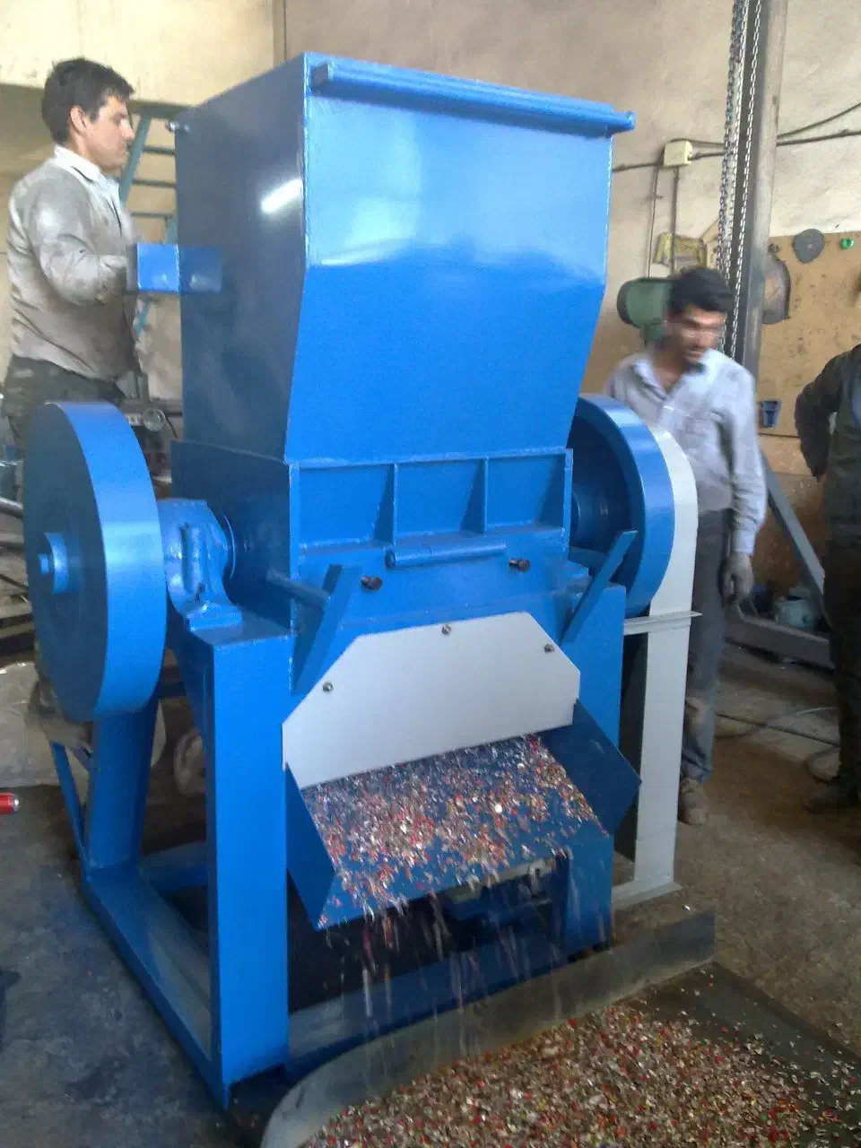 استخدام نیروی آقا در کارگاه ضایعاتی|استخدام صنعتی، فنی، مهندسی|دهدشت, |دیوار