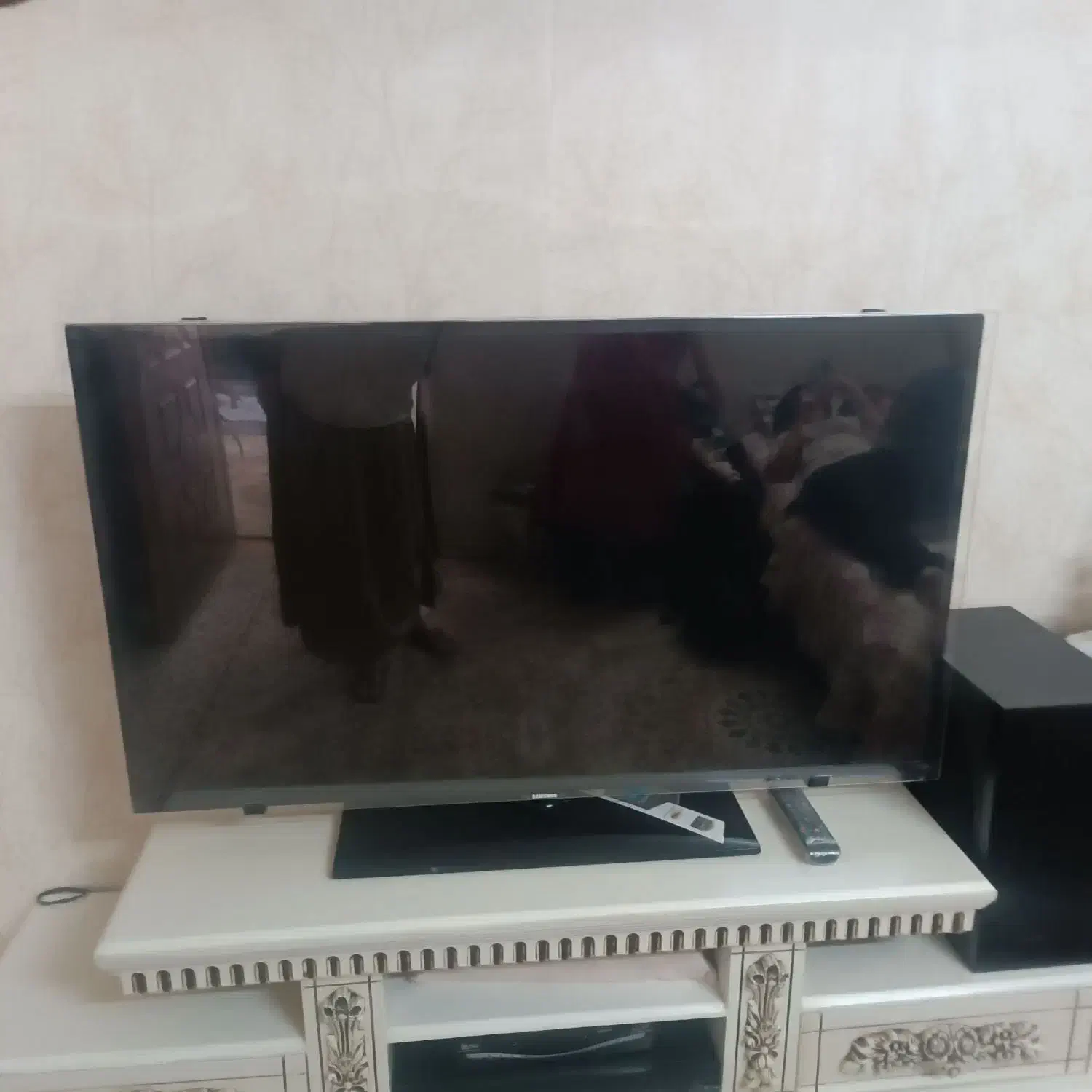 تلوزیون 46اینچ|تلویزیون و پروژکتور|شاندیز, |دیوار