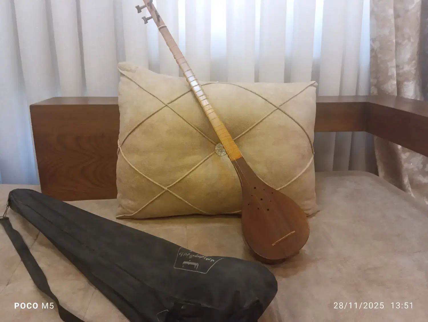 سه تار کاملا نو مدل ۰۰۲|سازهای سنتی|اهواز, پادادشهر|دیوار