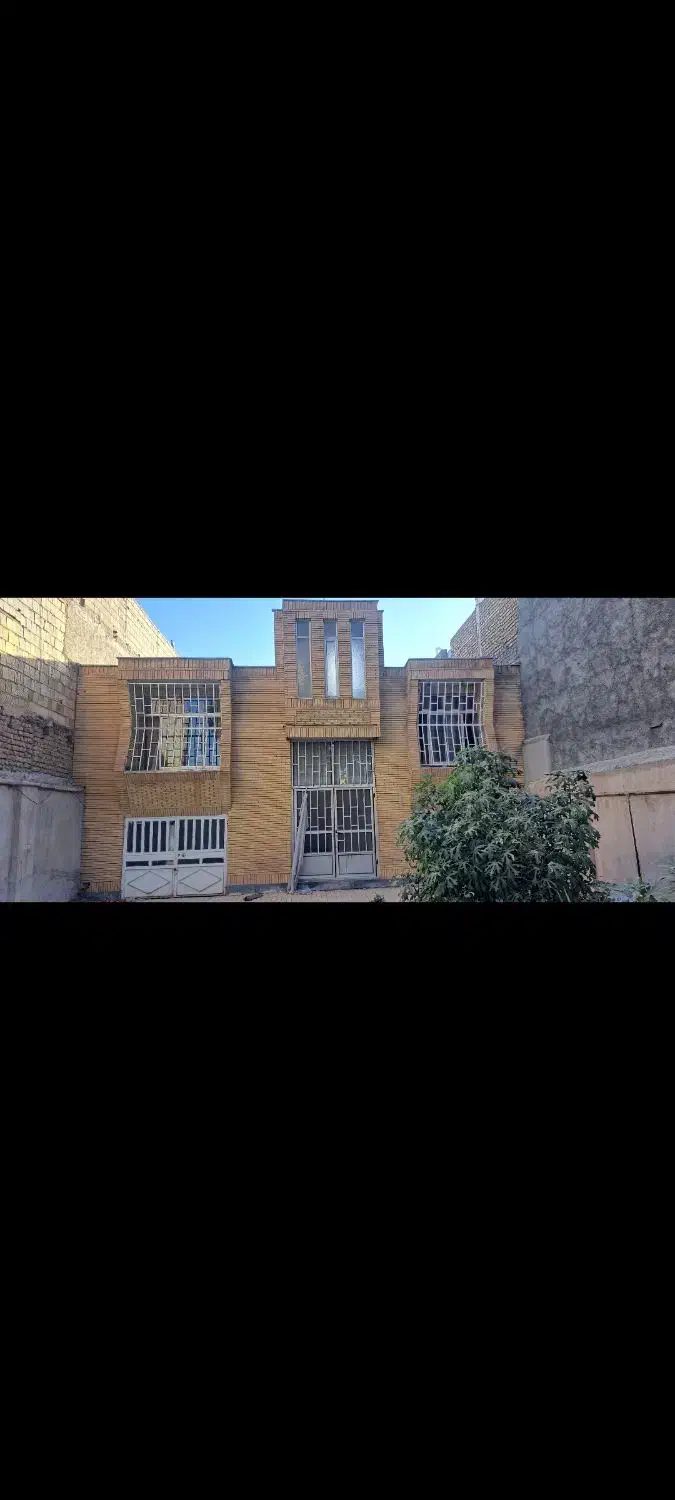 خانه ویلایی ۳۲۰ متری سند شش دانگ و مجوز ساخت|فروش خانه و ویلا|مشهد, نیزه|دیوار