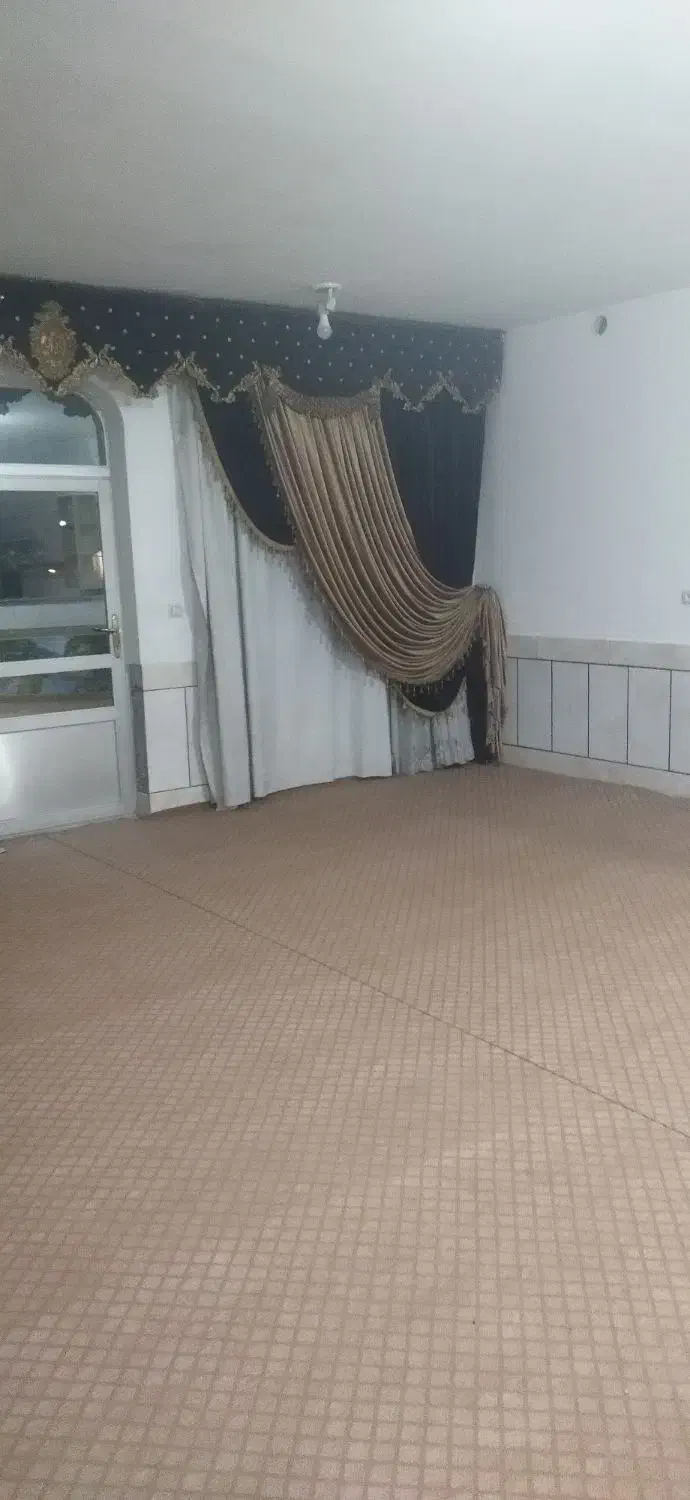 منزل اجارهای 2خواب در بست|اجارهٔ خانه و ویلا|نجفآباد, فاز ۴ شهرک آزادگان|دیوار