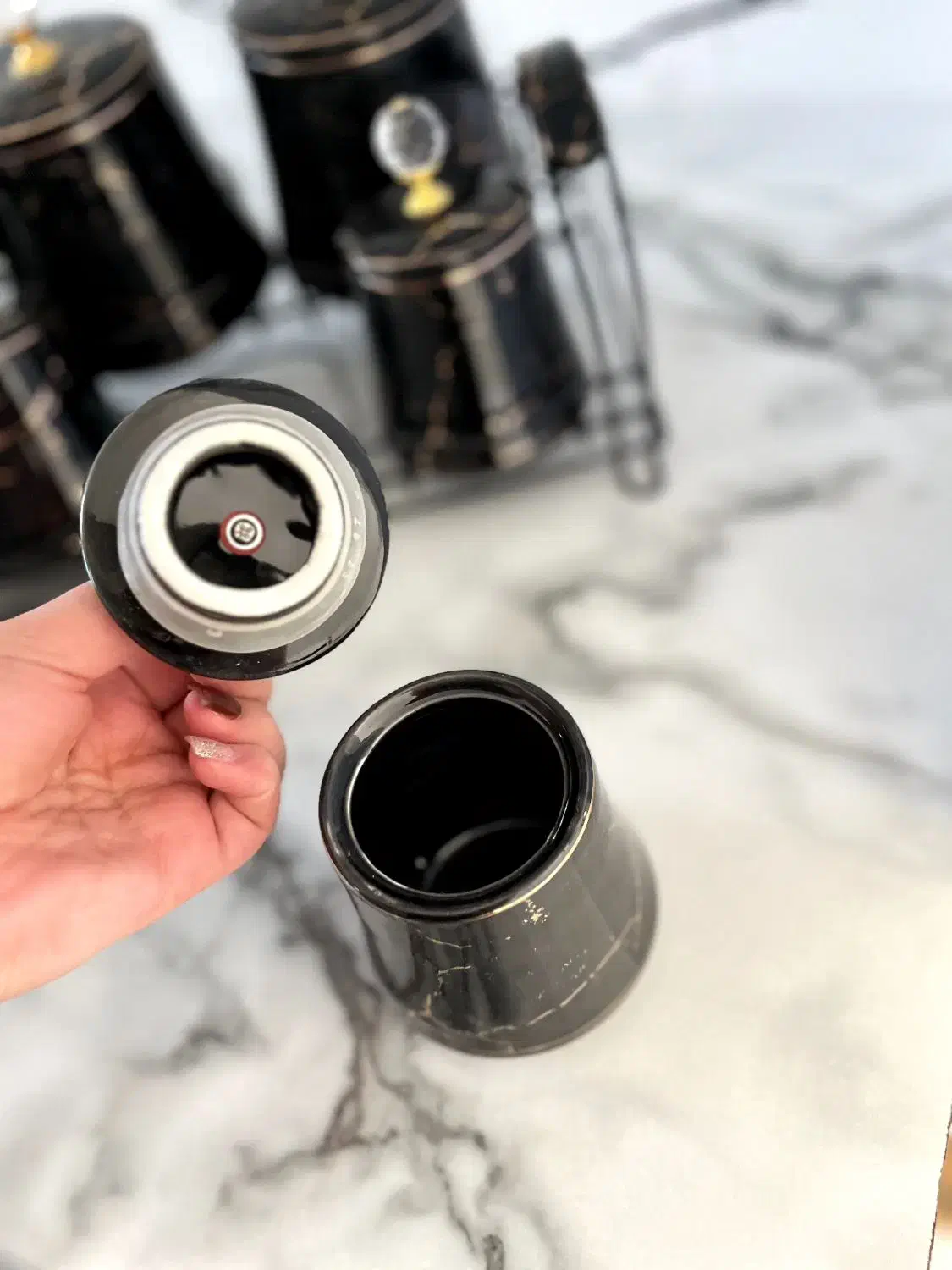 ست ماربل مشکی رگه طلایی|ظروف سرو و پذیرایی|فولادشهر, A2|دیوار