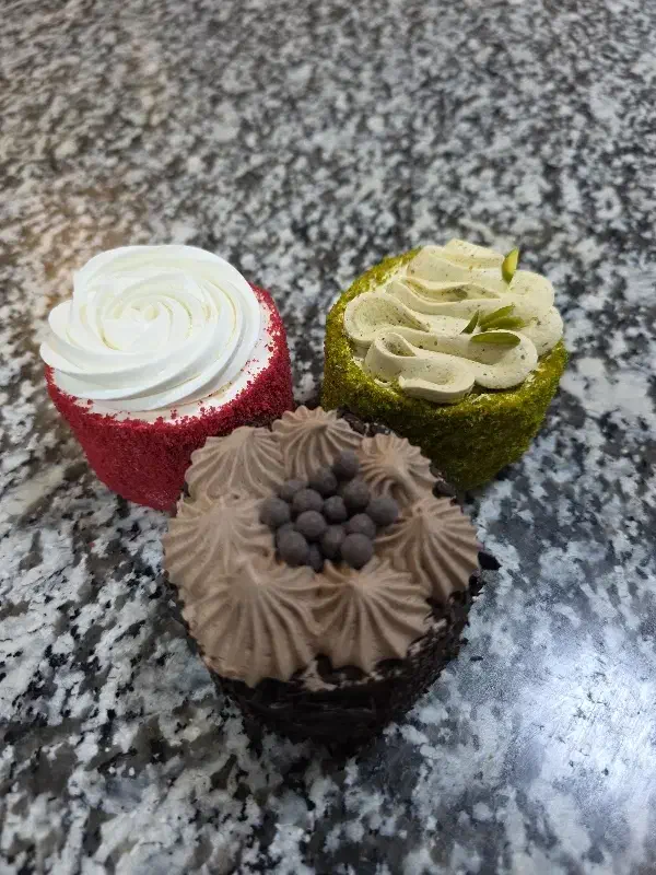 استخدام نیرو|استخدام خدمات فروشگاه و رستوران|قم, شاه ابراهیم|دیوار