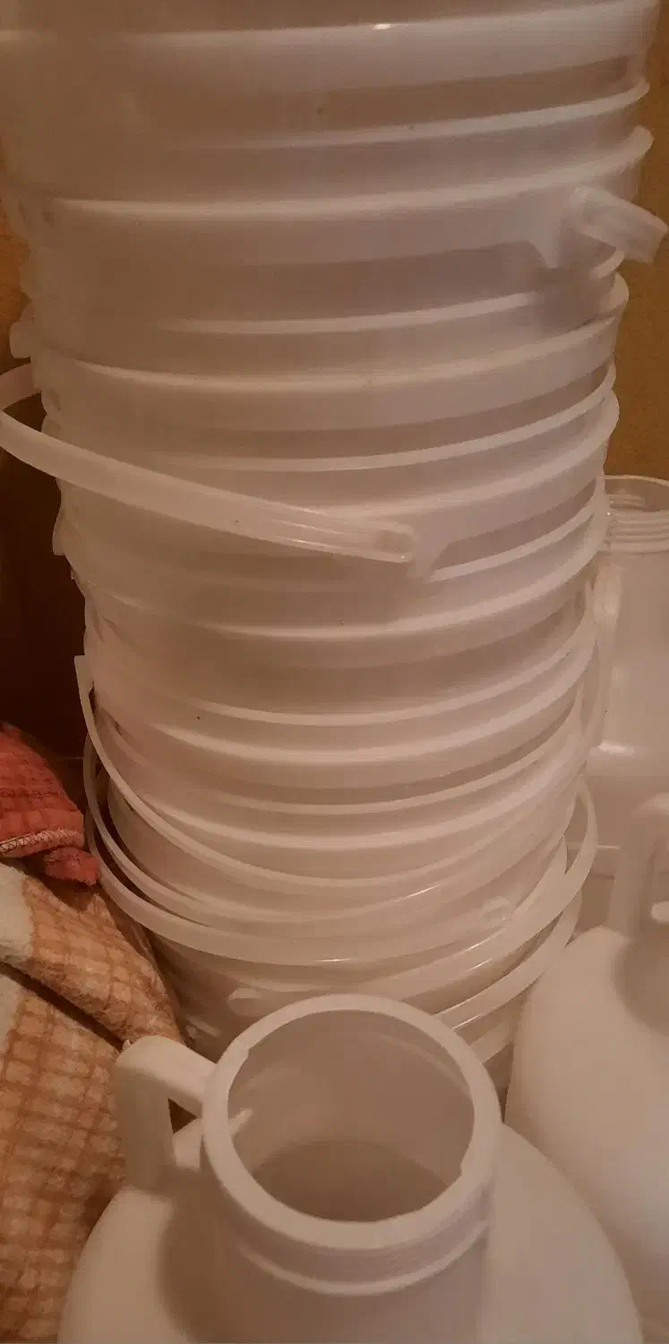 ۱۰ عدد دبه نو|ظروف نگهدارنده، پلاستیکی، یک‌بارمصرف|اراک, |دیوار