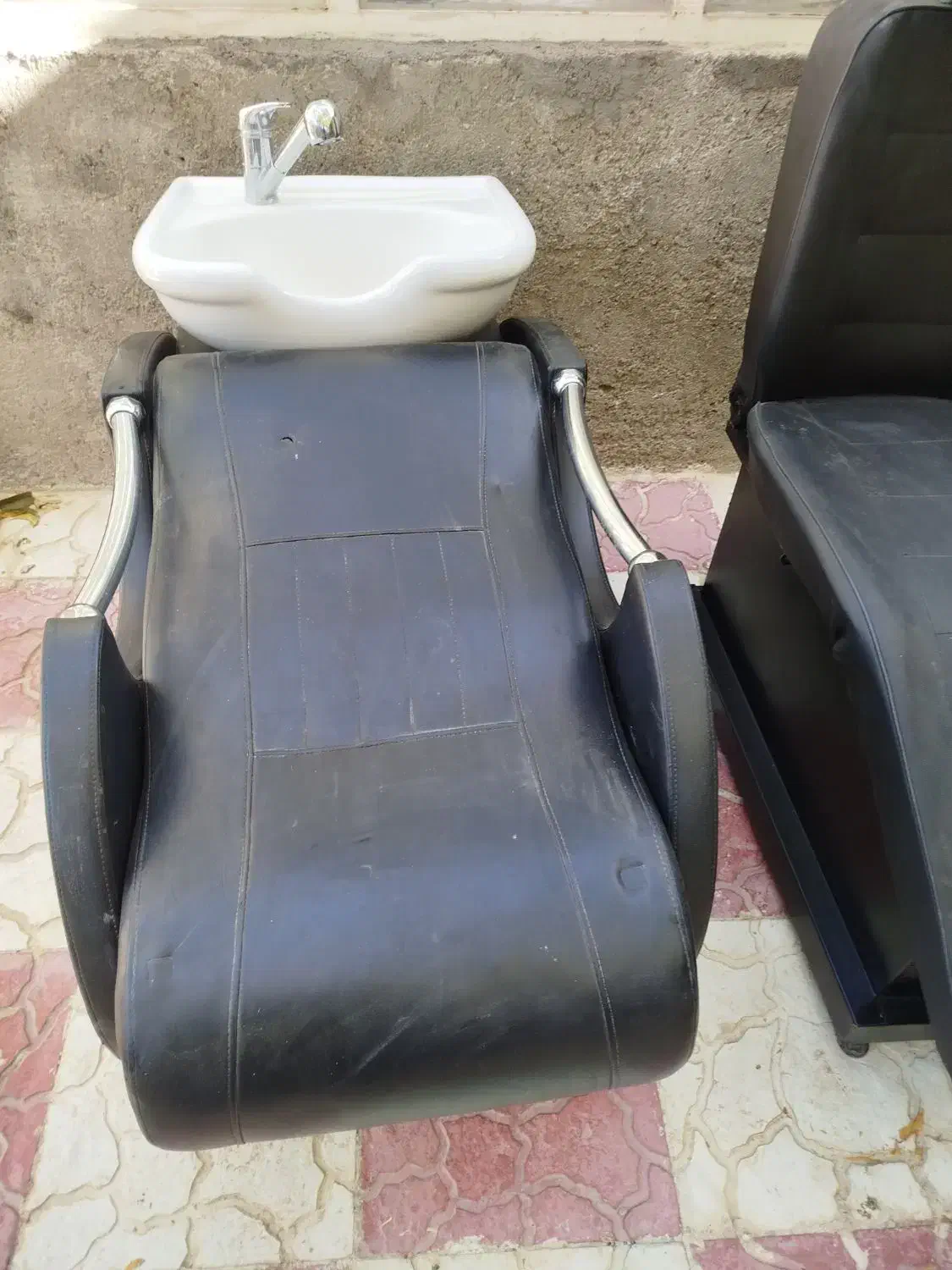 فروشی|آرایشگاه و سالن‌های زیبایی|قیدار, |دیوار