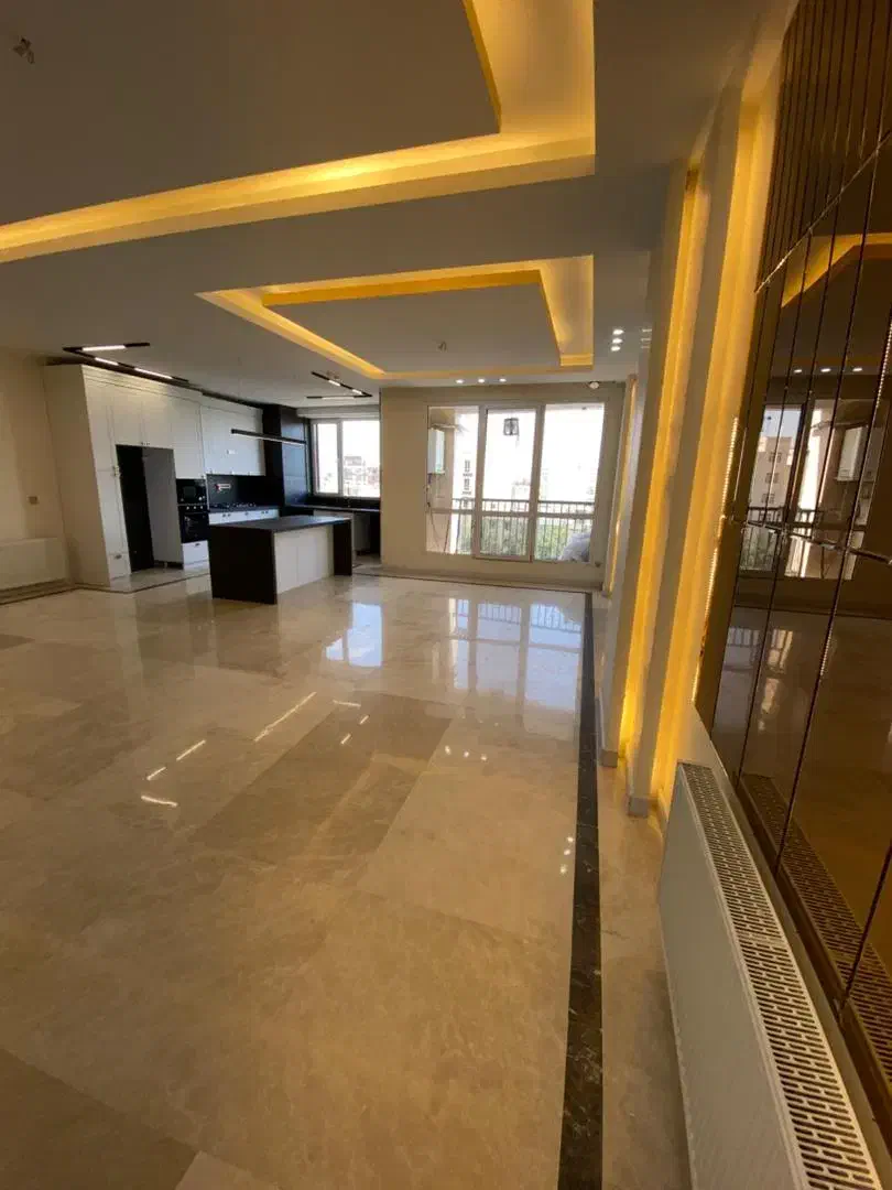 ۹۵متر/سالن سرتاسرپرده خور/کلیدنخورده/الماس چهارباغ