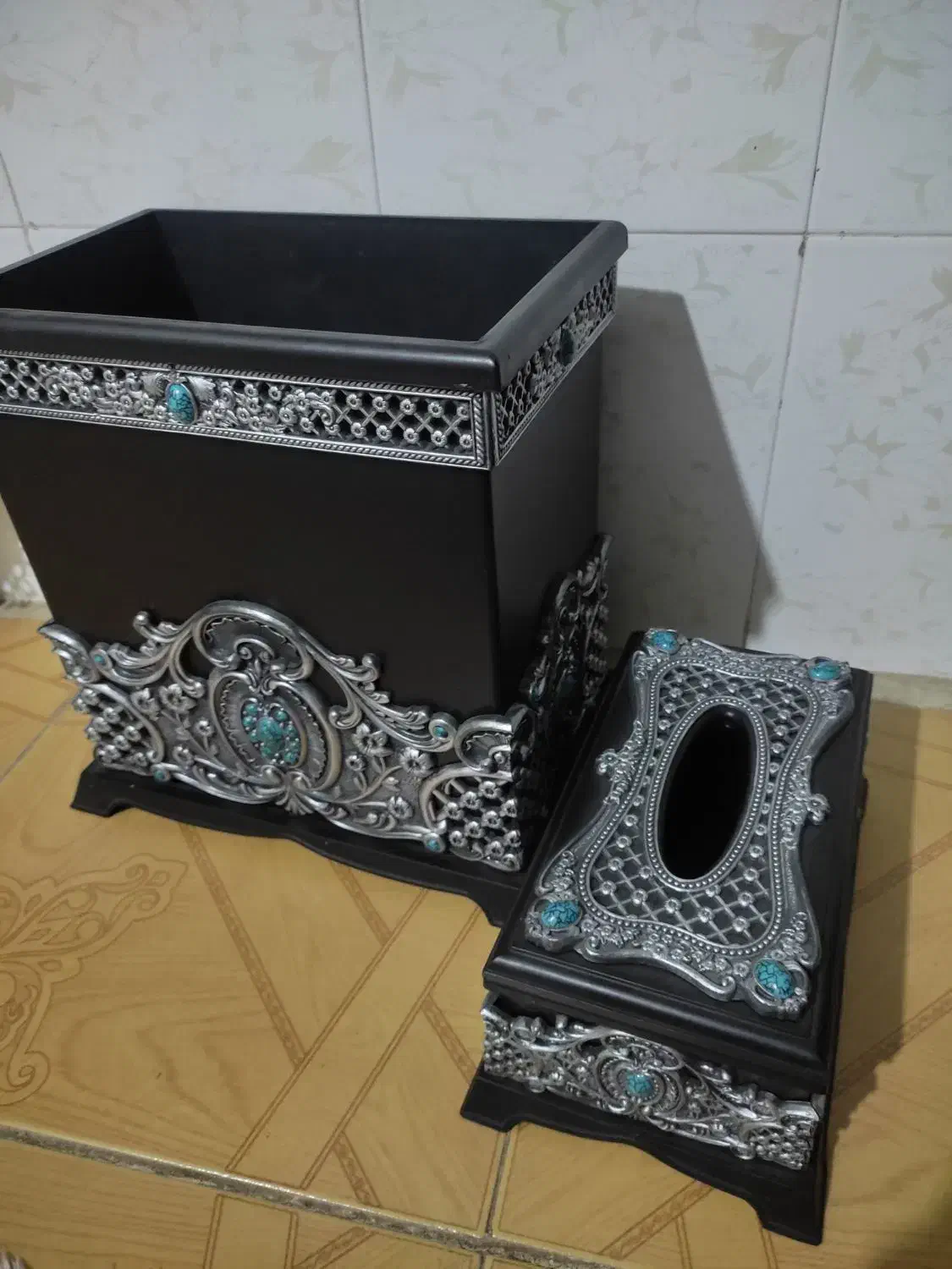 سطل وجادستمال کاغذی نگین فیروزه ای|صنایع دستی و سایر لوازم تزئینی|نظرآباد, رسالت|دیوار