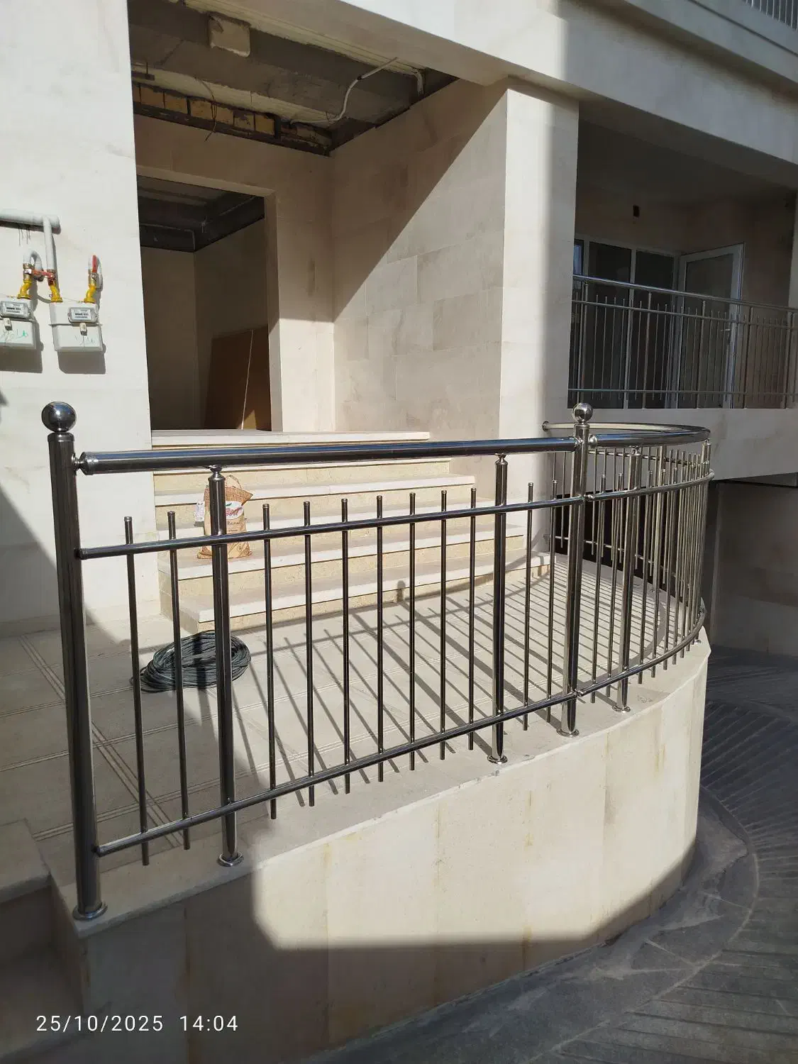 ساخت و نصب نرده استیل|خدمات پیشه و مهارت|بجنورد, |دیوار