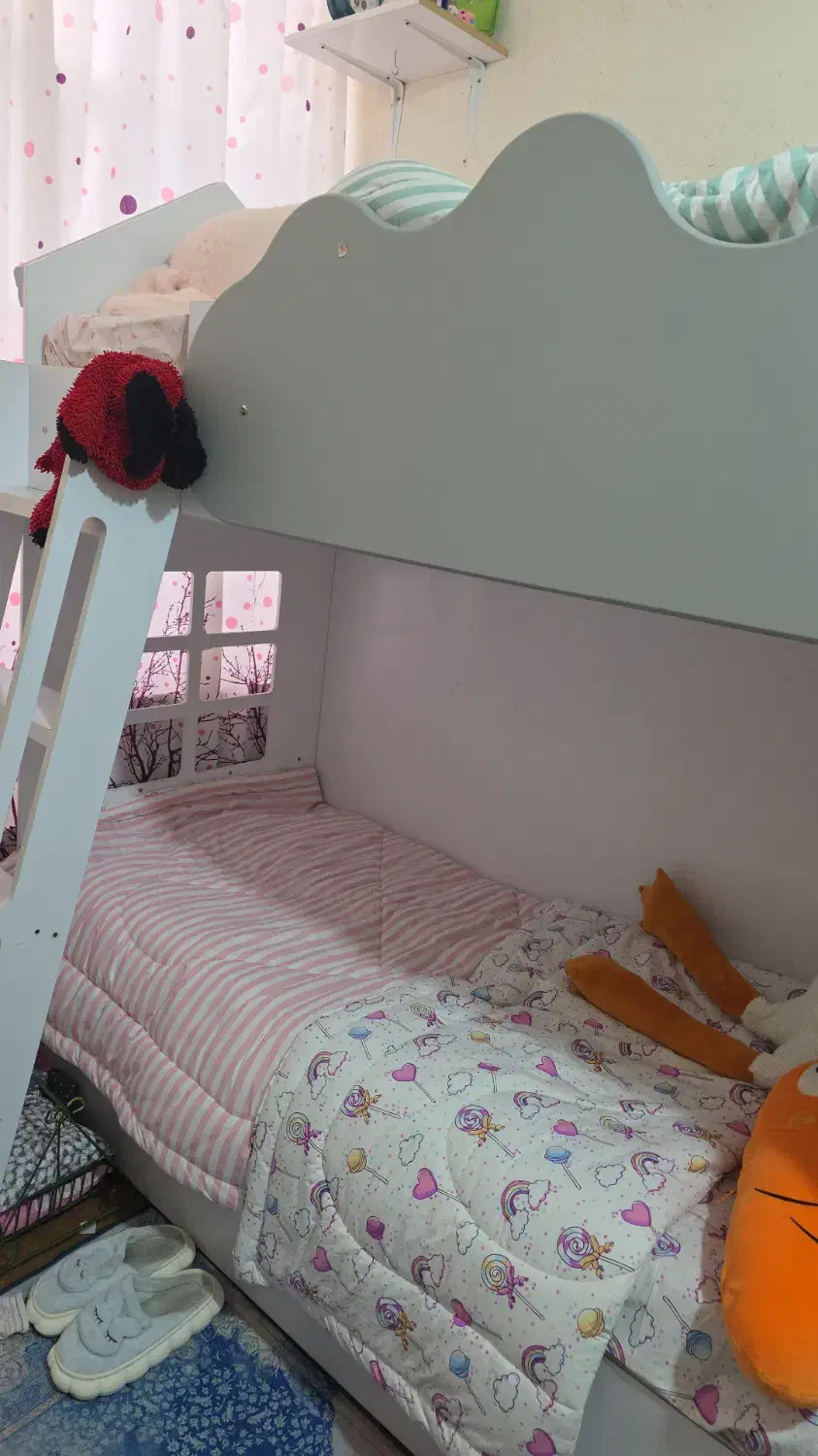 تخت خواب دوطبقه|تشک تختخواب|قم, باغ شریفی|دیوار