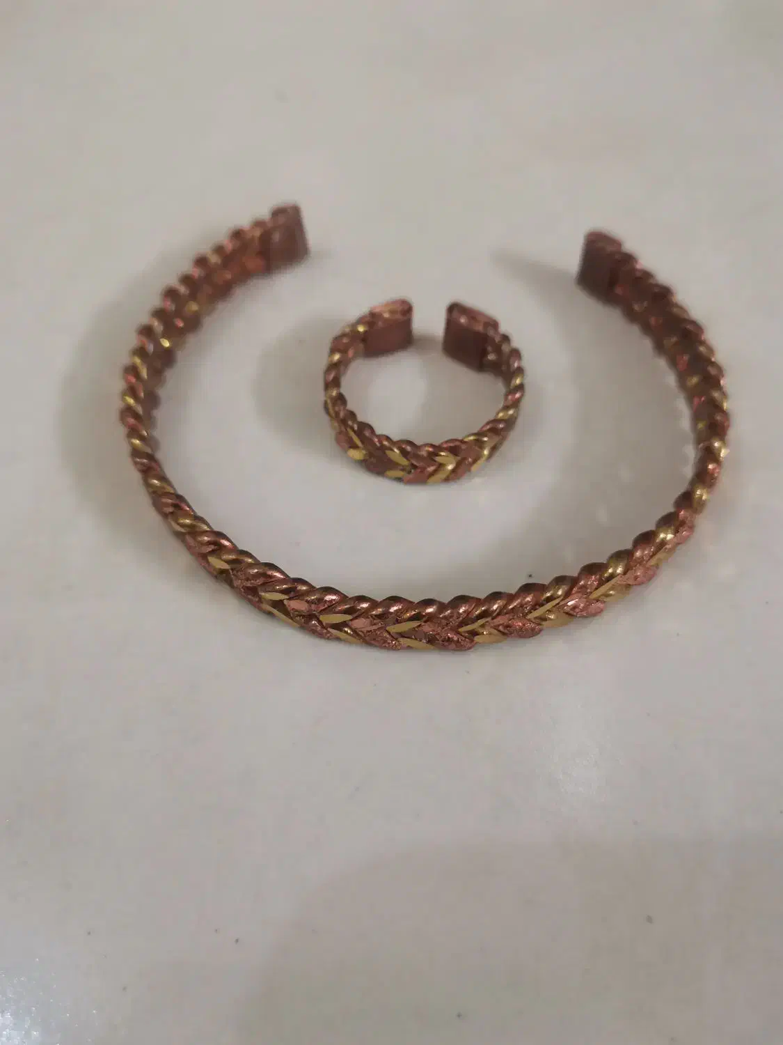 دستبند و انگشتر سیاه قلم مسی نو|جواهرات|تهران, صد دستگاه|دیوار