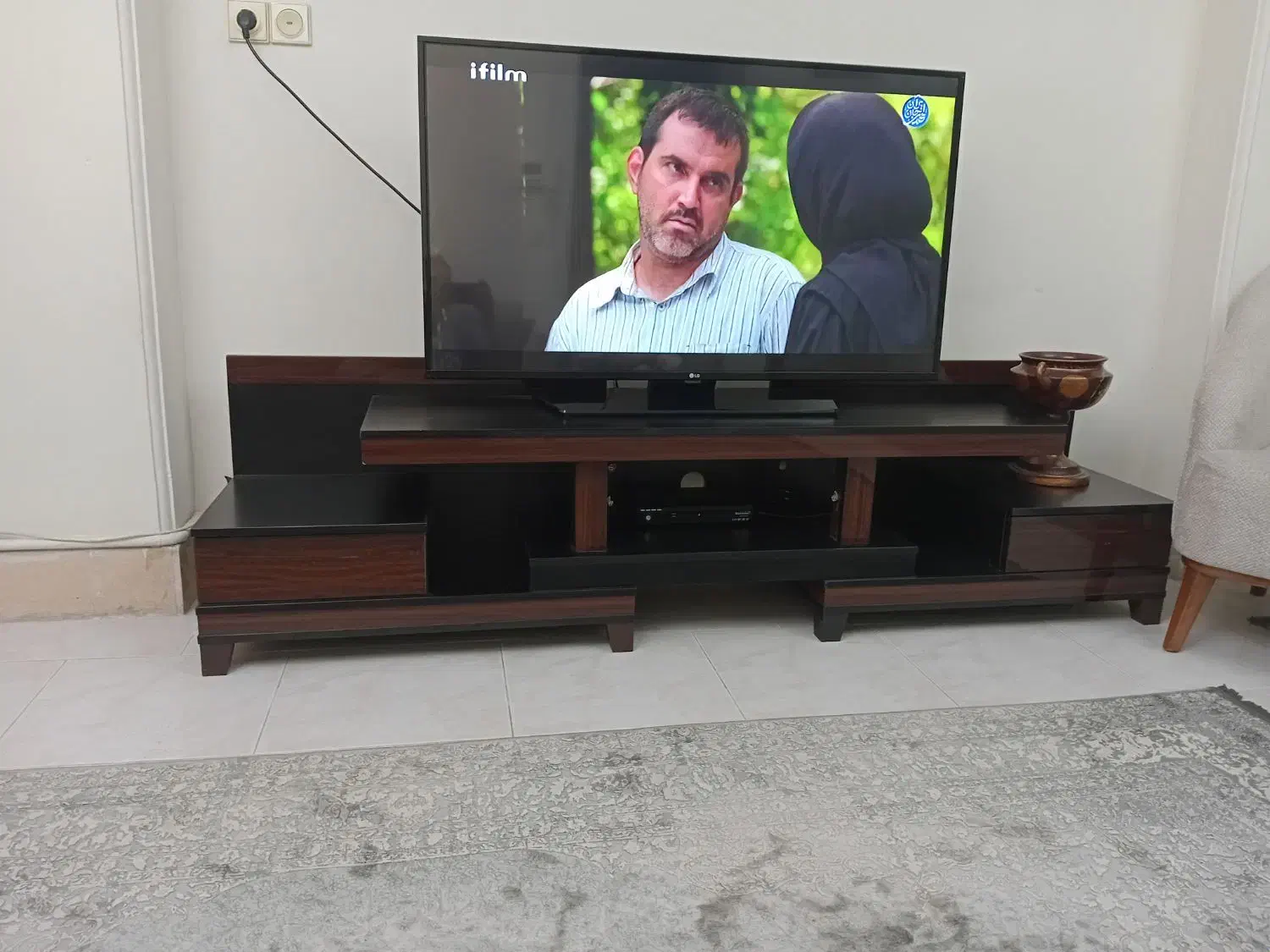 وسایل چوبی|بوفه، ویترین، کنسول|کرج, چهارصد دستگاه|دیوار