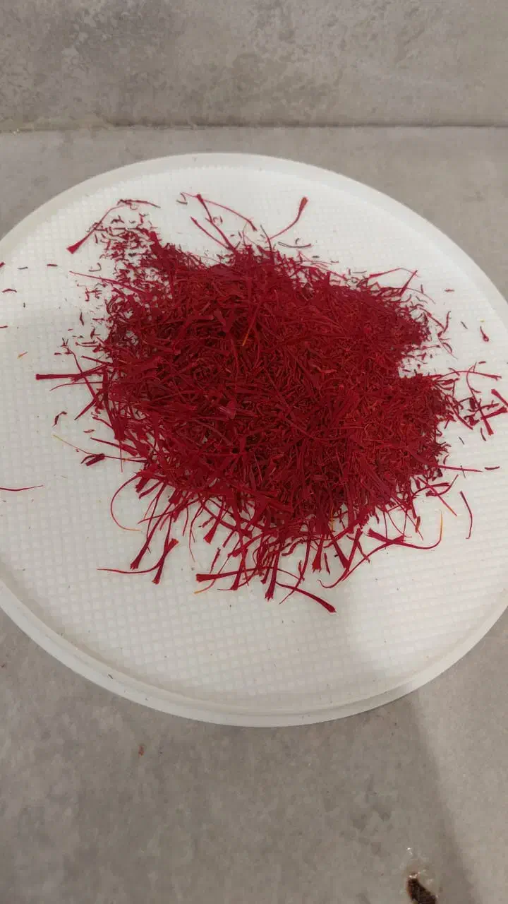 زعفران|خوردنی و آشامیدنی|کرج, حصارک بالا|دیوار