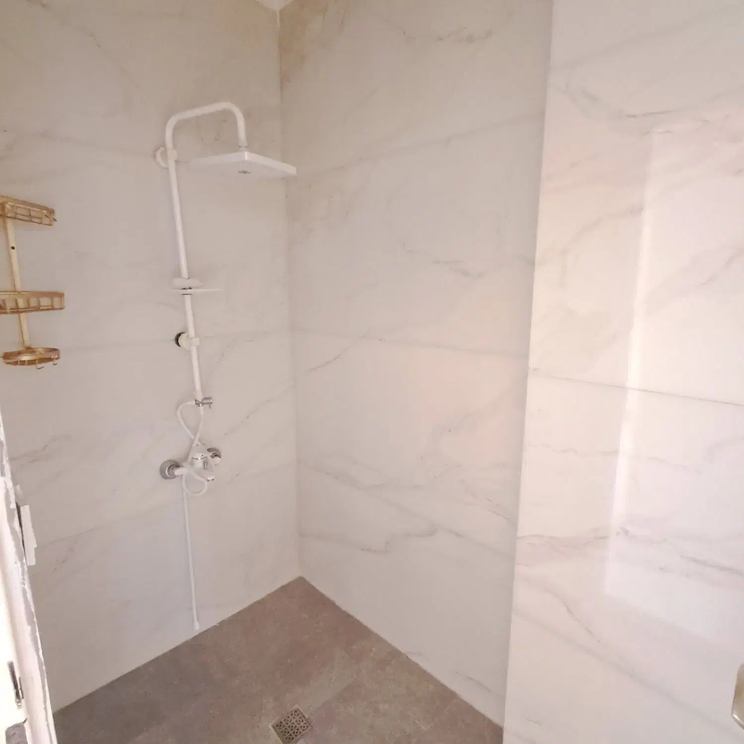 120 متر / سه خواب / با آسانسور