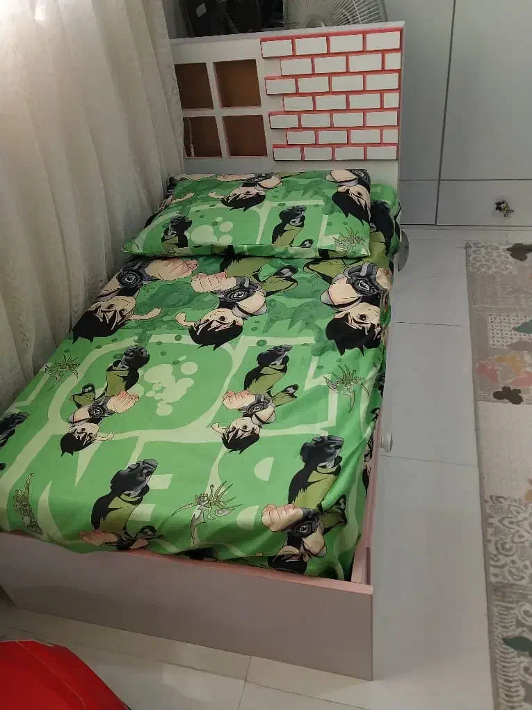 تخت کودک همراه تشک|تخت و سرویس خواب|رشت, حومه رشت|دیوار