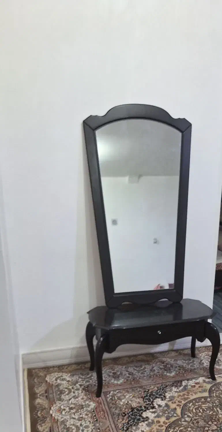 آینه کنسول و میز گرام|بوفه، ویترین، کنسول|دورود, |دیوار