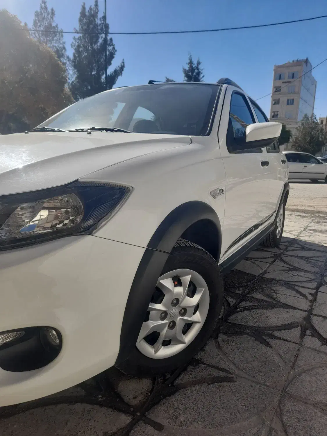 کوییک r۴۰۲|خودرو سواری و وانت|اسلامآباد غرب, |دیوار