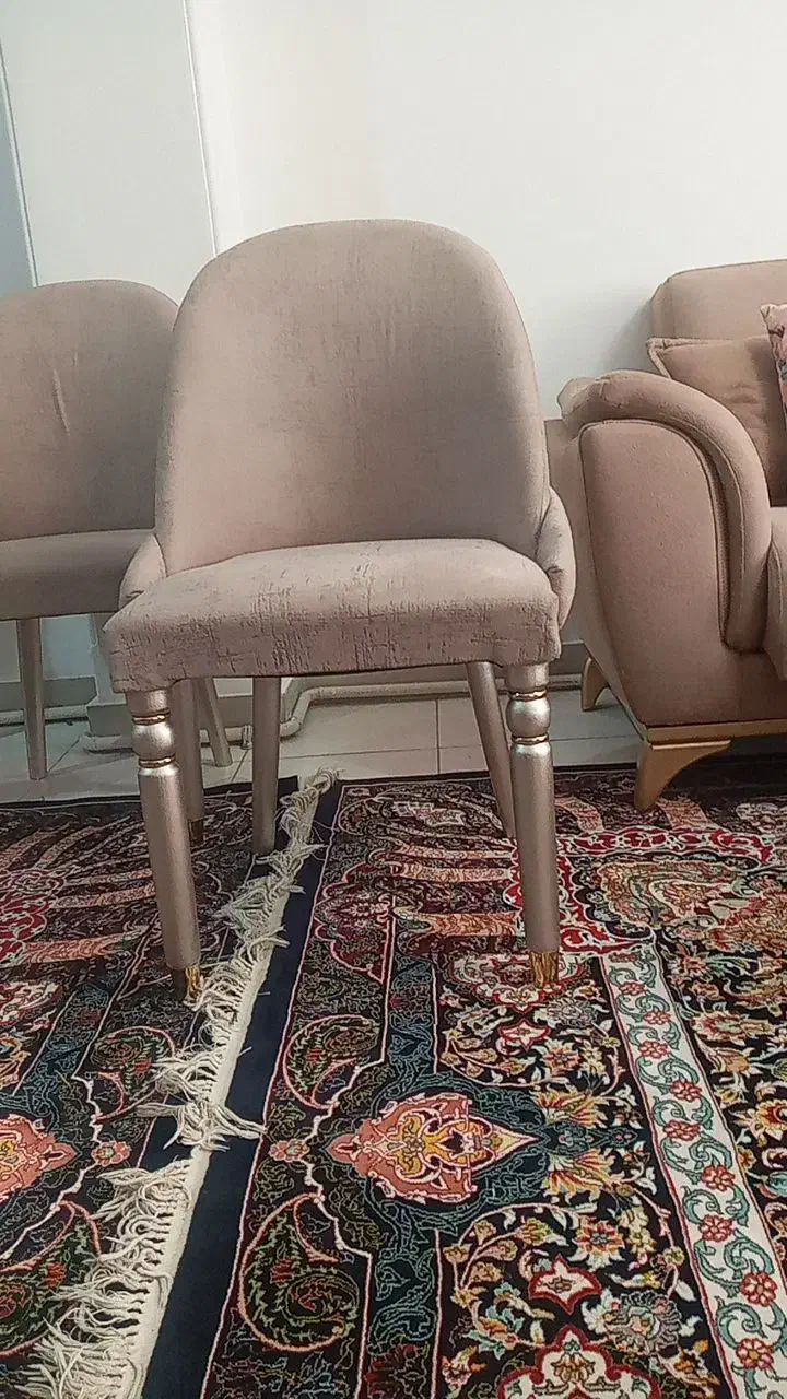 غذاخوری ۴نفره پایه گلدانی درحدنو|میز و صندلی غذاخوری|اسلامشهر, شهرک قائمیه|دیوار