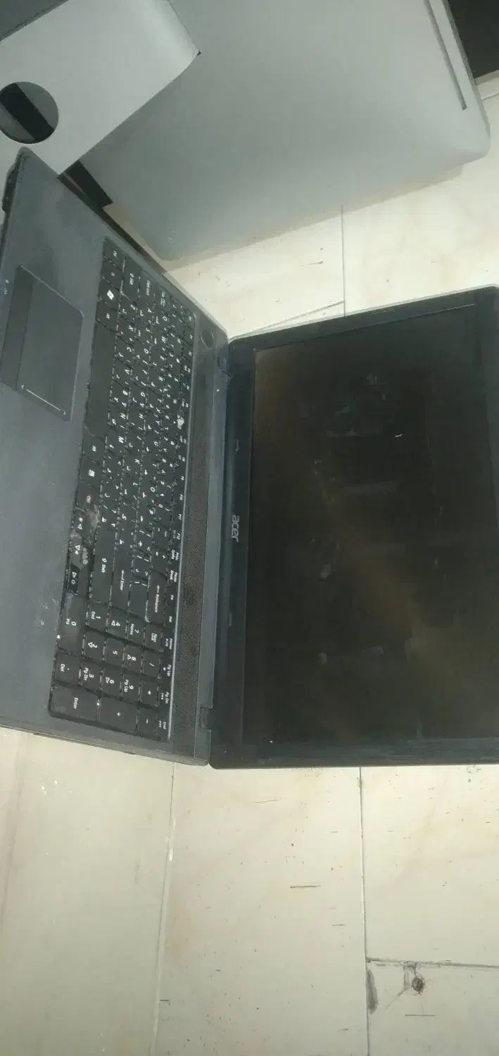 لبتاب aser|رایانه همراه|تهران, خاک سفید|دیوار