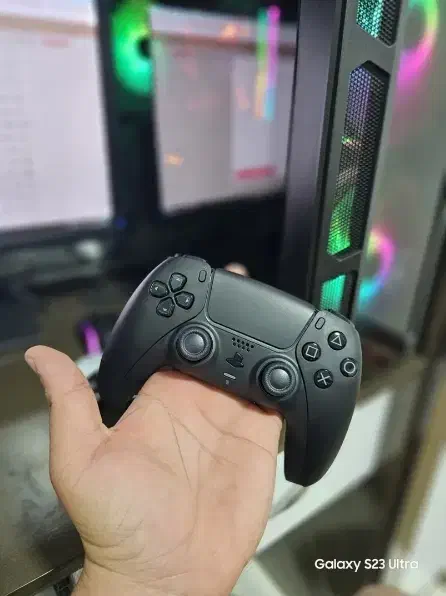 دو دسته سفید و مشکی ps5|کنسول، بازی ویدئویی و آنلاین|رشت, بازار|دیوار