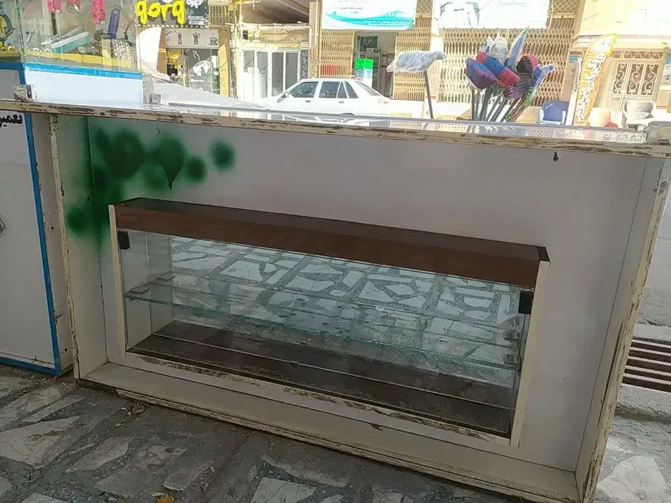 ویترین یا میز|بوفه، ویترین، کنسول|زاهدان, |دیوار