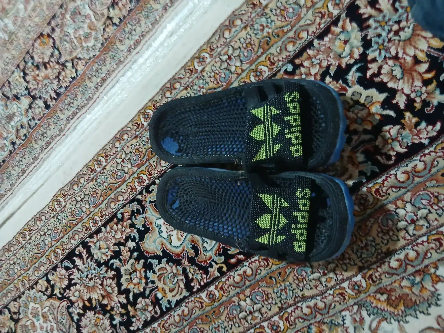 گیوه زندانبافت|کیف، کفش، کمربند|گنبد کاووس, |دیوار