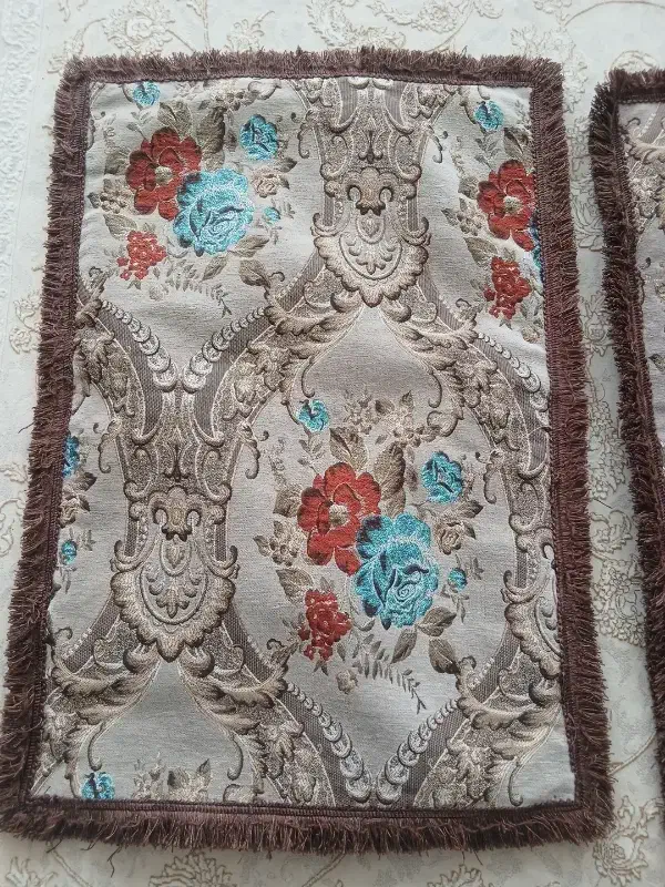 روبالشی|روفرشی|پردیس, فاز ۴|دیوار