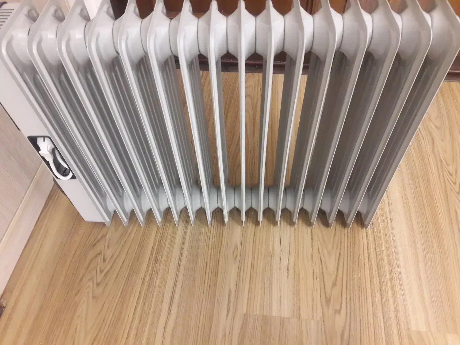 شوفاژ برقی و روغنی۱۶ پره ادیسان|آبگرمکن، پکیج، شوفاژ|ارومیه, |دیوار