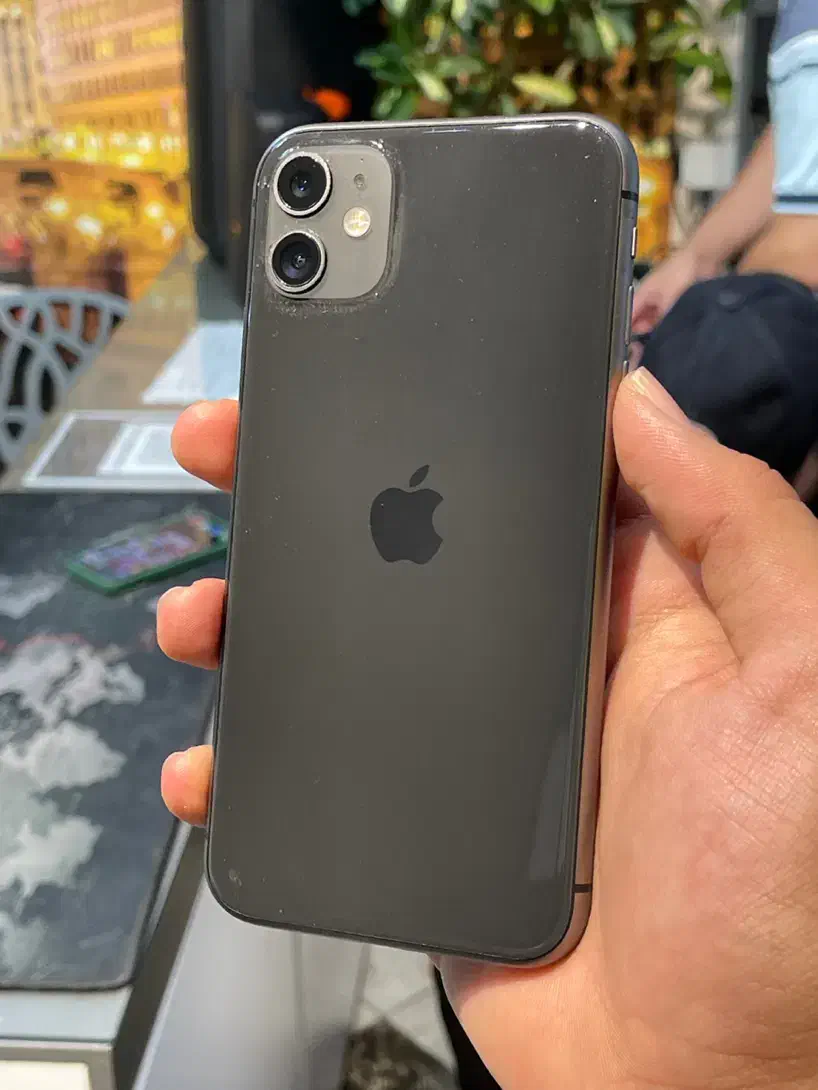 ایفون ۱۱ نرمال ۱۲۸ گیگ مشکی|موبایل|تهران, پاسداران|دیوار