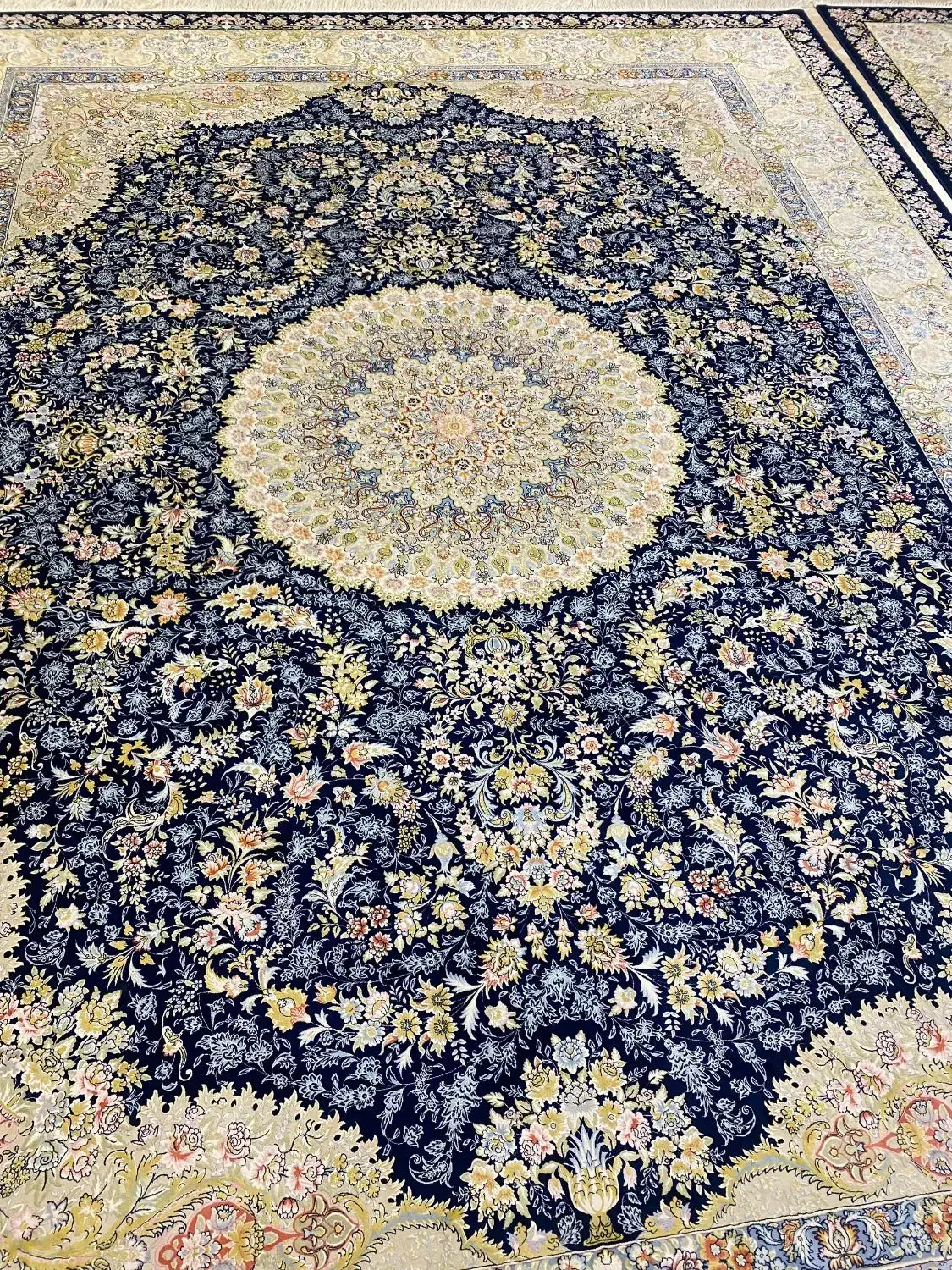 یک جفت فرش گلاریس12متری 1500شانه و توراه رویی|فرش|تهران, ستارخان|دیوار