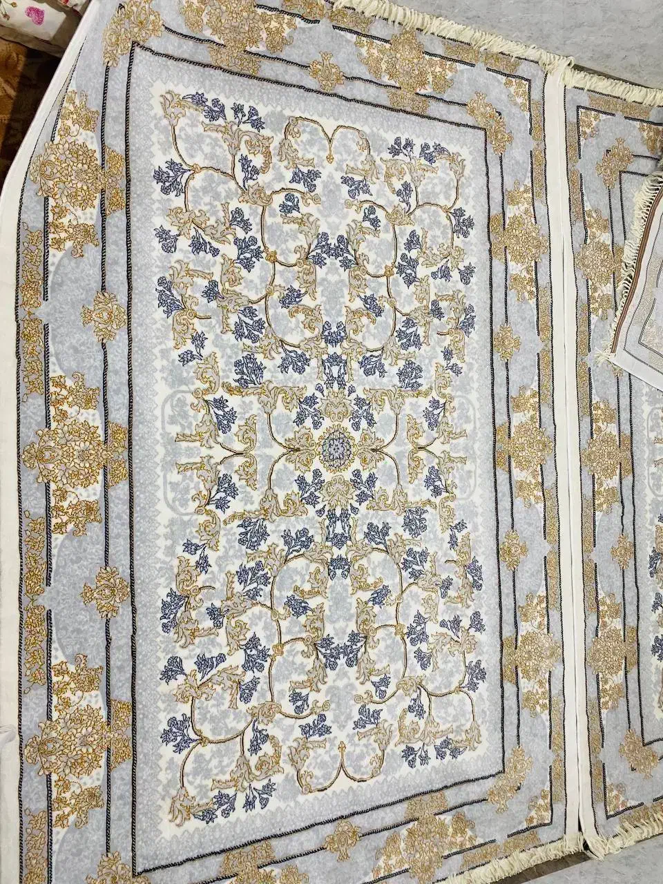 چهار عدد فرش صفر|فرش|نمشیر, |دیوار