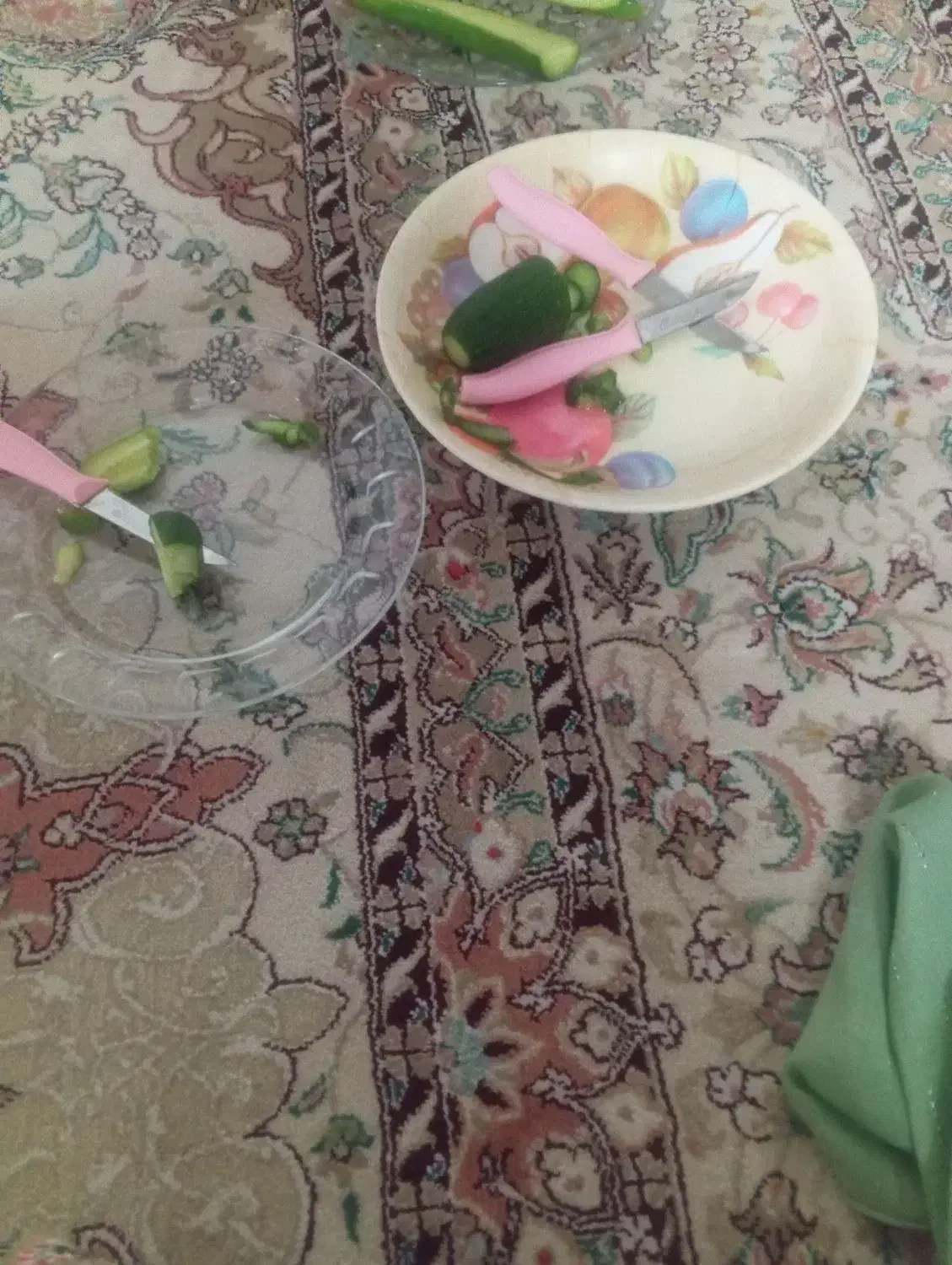 لیوان|ظروف نگهدارنده، پلاستیکی، یک‌بارمصرف|بروجرد, |دیوار