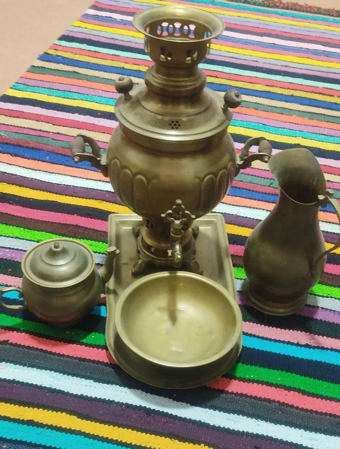 سماوربرنجی|کلکسیون اشیاء عتیقه|اسفراین, |دیوار