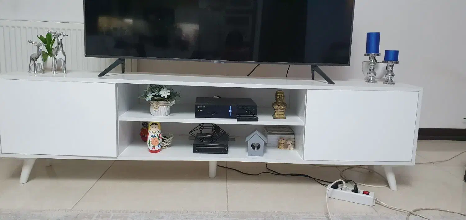 میزتلویزیونی|میز تلویزیون|شاهین‌شهر, فردوسی|دیوار