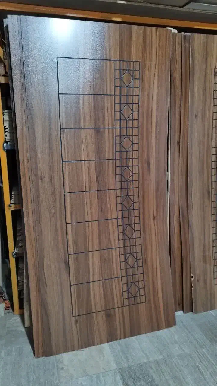 درب چوبی|فروشگاه و مغازه|قم, خداکرم|دیوار