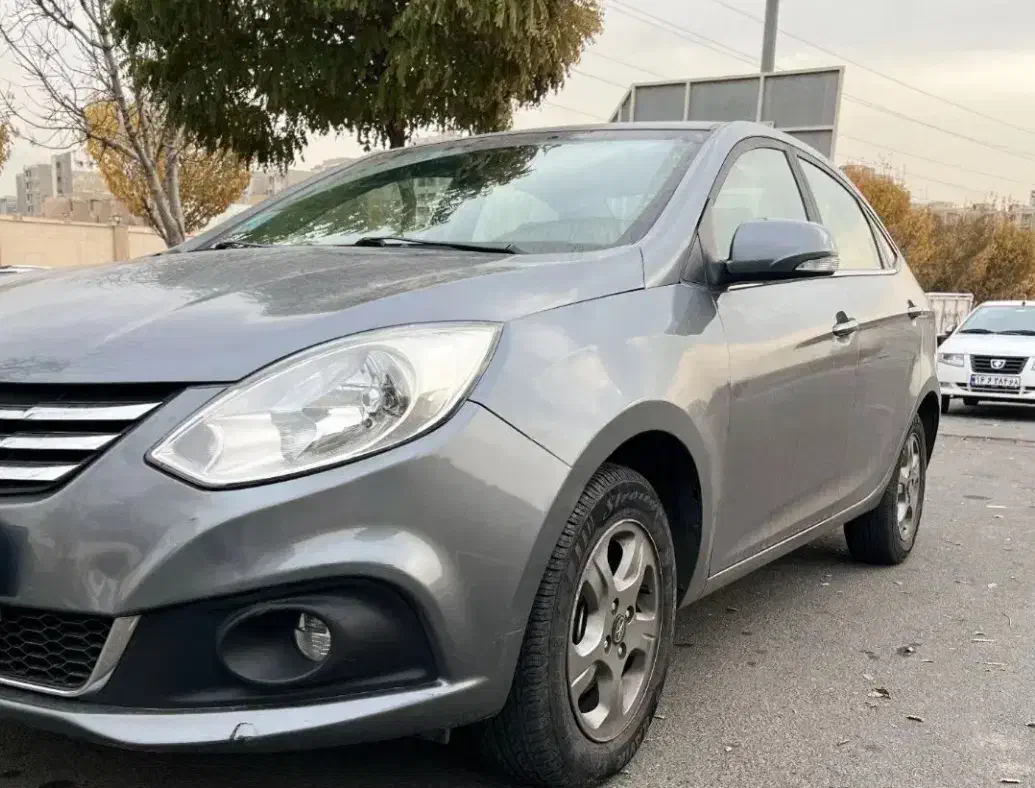 جک j4|خودرو سواری و وانت|فولادشهر, B2|دیوار