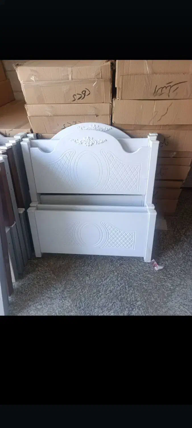 تخت وکیوم|تخت و سرویس خواب|نیشابور, مدرس|دیوار