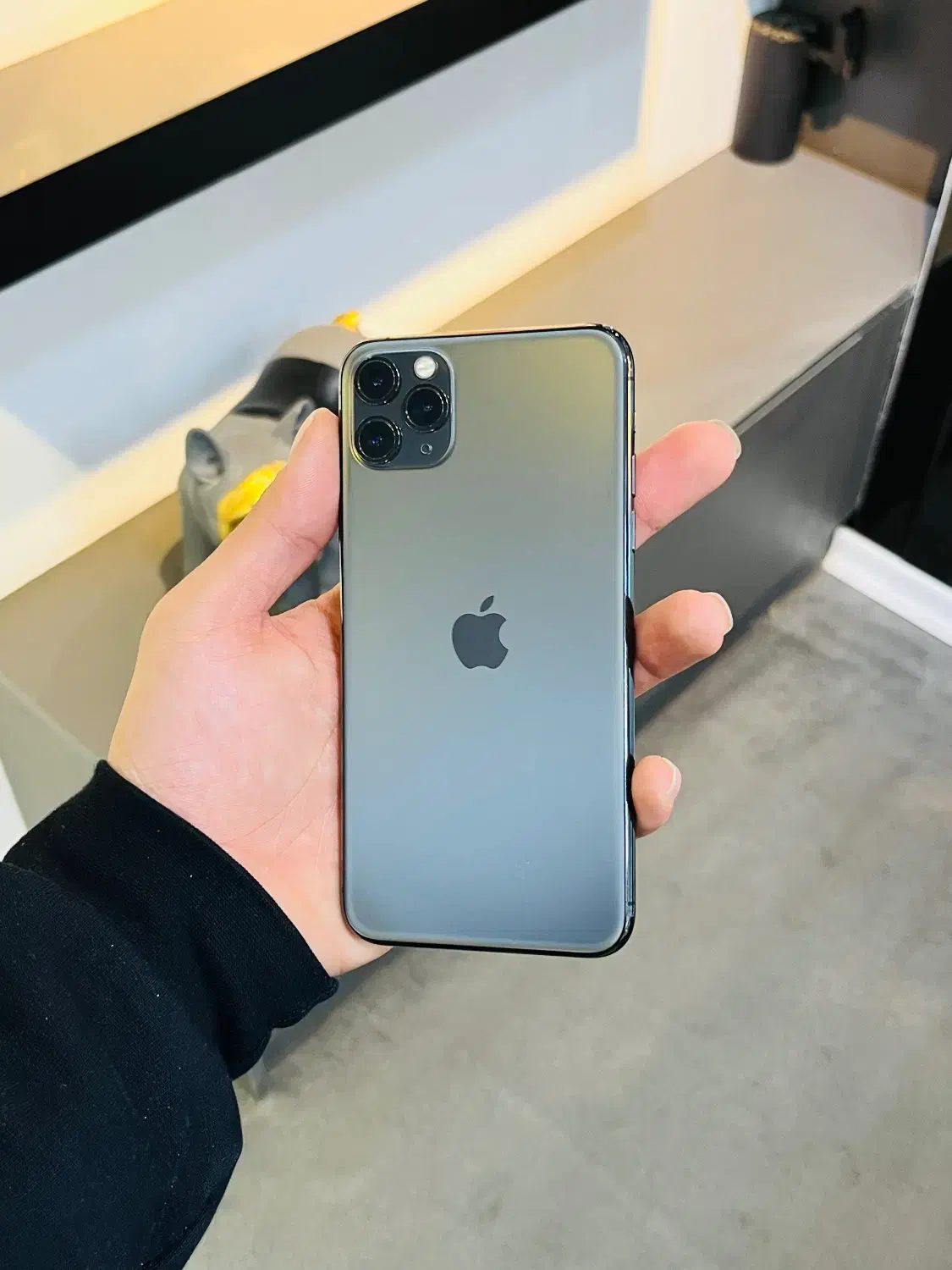 آیفون 11 پرومکس 256 گیگ دوسیم za|موبایل|اصفهان, باغ زرشک|دیوار