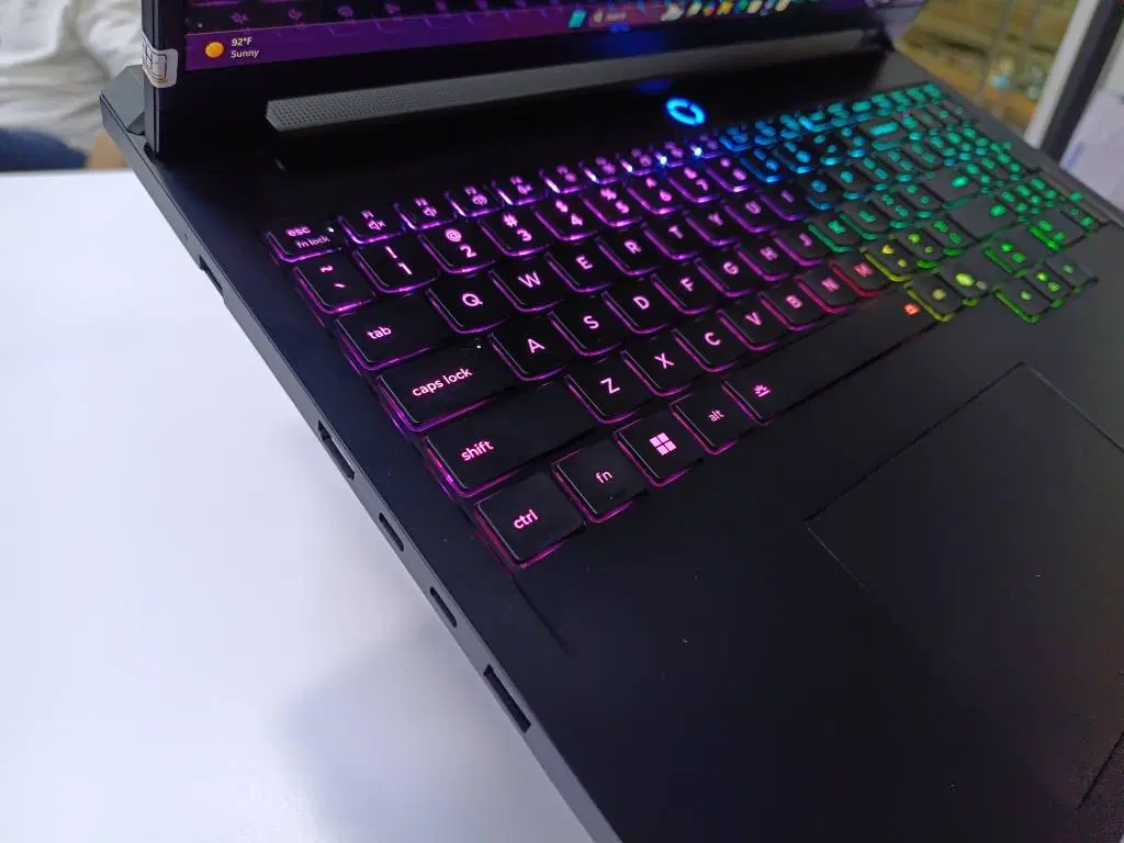 ابر لپ تاپ لنوو لژیونLenovo Legion 7 Pro OLED|رایانه همراه|تهران, فلسطین (میدان انقلاب)|دیوار