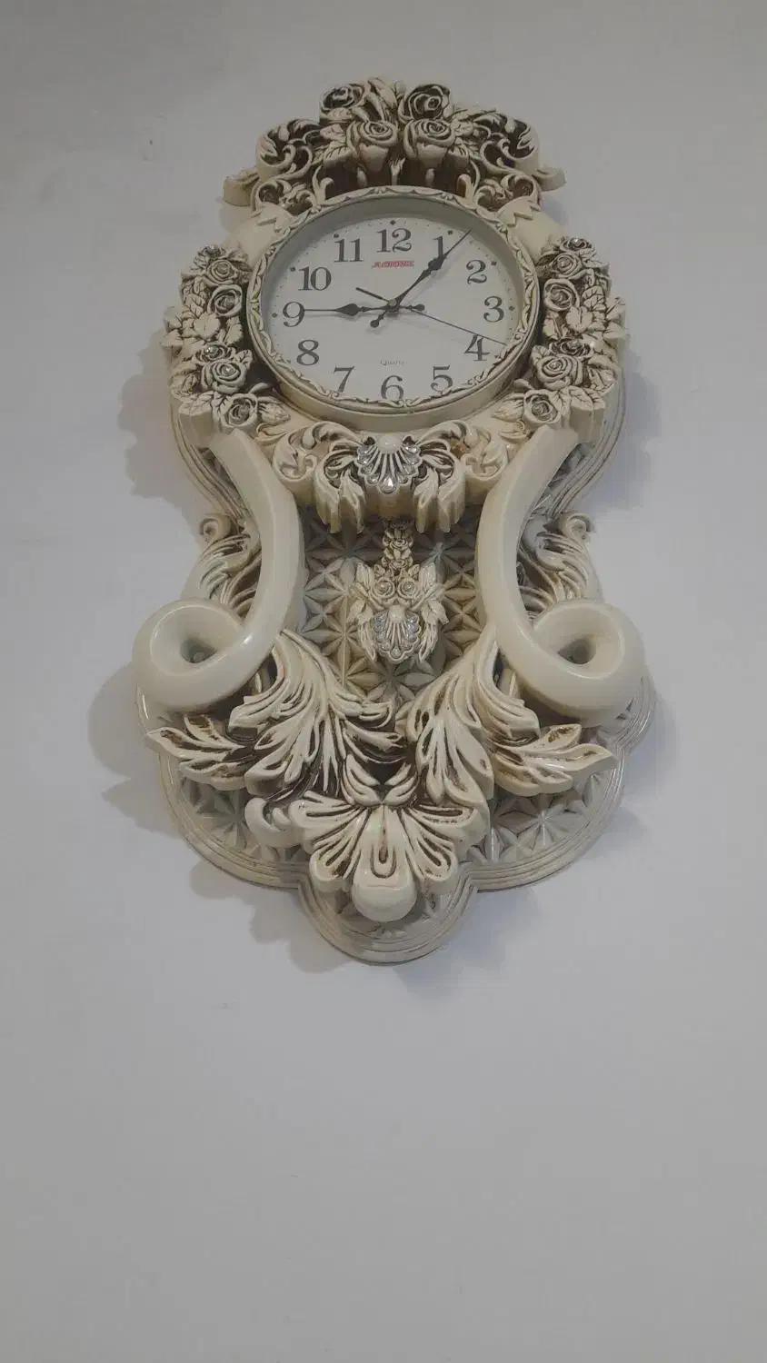 ساعت|ساعت|قم, ولیعصر|دیوار